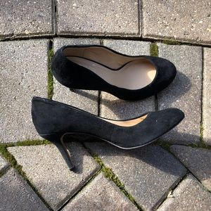 VINCE CAMUTO — Sariah, classic black slip-on pump